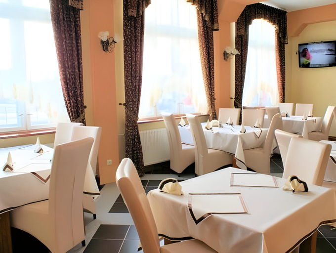 Food & Drinks 5, Hotel Aslan, Tarnowskie