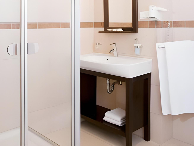 Bathroom 4, Hotel Villa Baltica, Gdańsk City