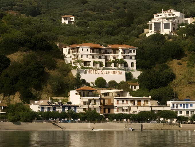 Others 4, Hotel Selenunda, Thessaly
