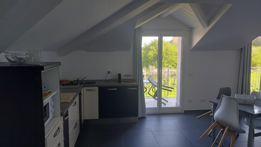 Dining Room 9
