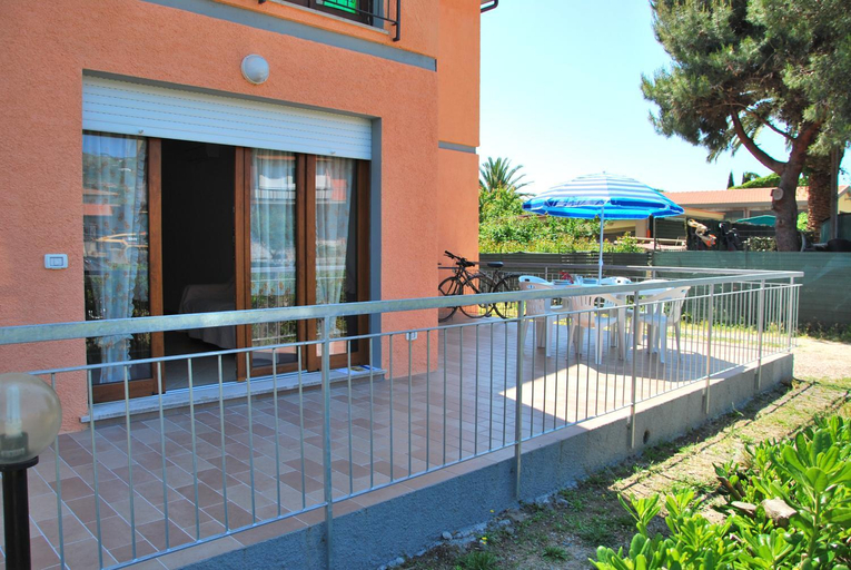 Garden, Appartamenti Margherita - Zona mare con clima e posti auto, Livorno