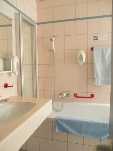 Bathroom 3