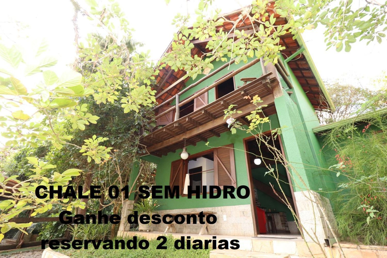 Exterior 4