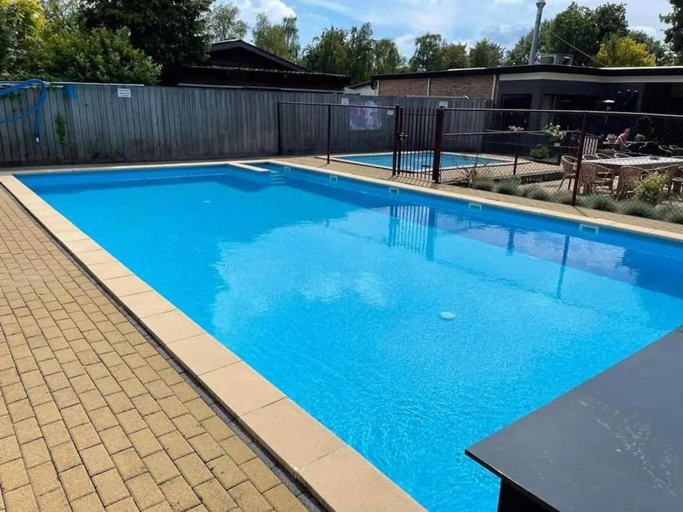 Sport & Beauty 2, Luxe gerenoveerde L-chalet, Putten