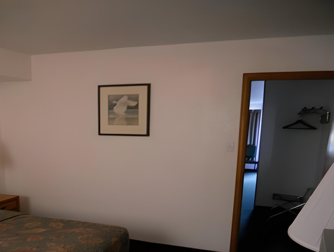 Bedroom 2, Silver Saddle Motel, El Paso
