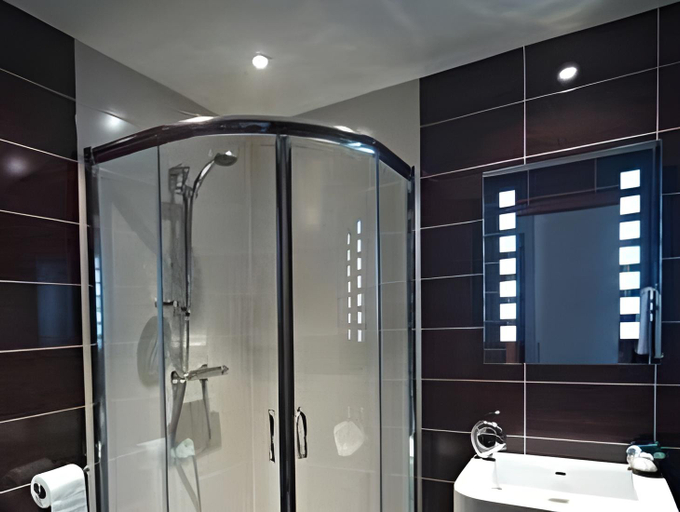 Bathroom 4, The Auld Kirk, Aberdeenshire