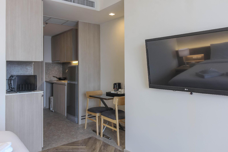 Dining Room 26
