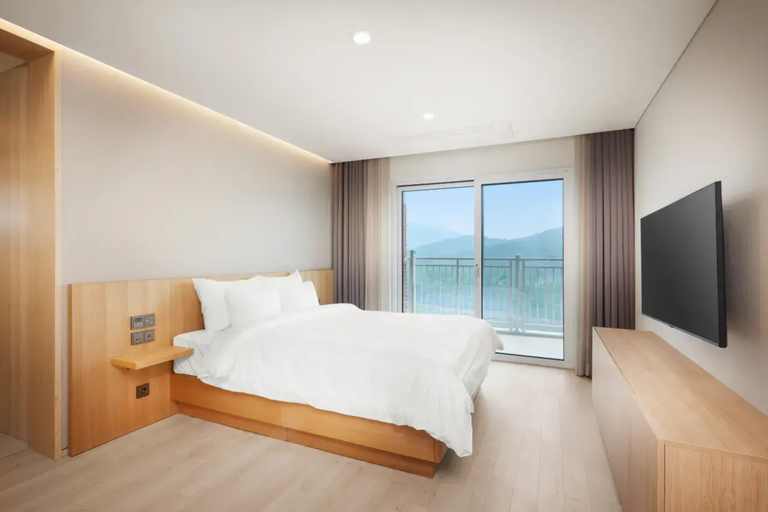 Bedroom 3, Belleforet Resort, Eumseong