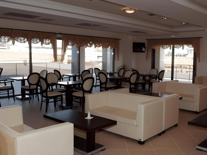 Others 4, Hotel Victoria, Central Macedonia