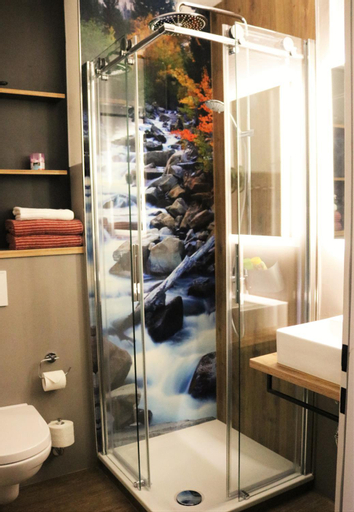 Bathroom 5