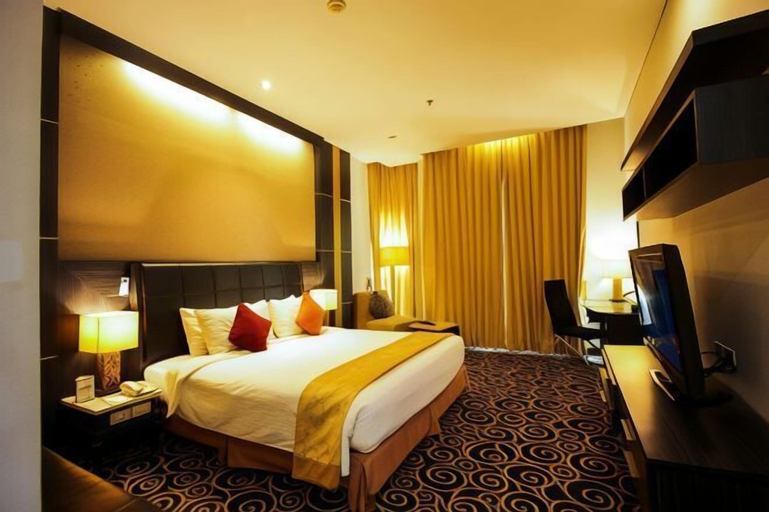 Bedroom 8