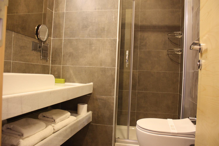 Bathroom 5, Kosa Otel Cesme, Çeşme