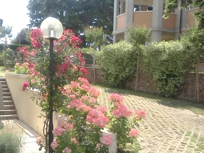 Others 4, Residence Villa Mainard, Verona