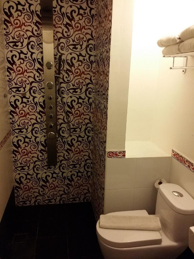 Bathroom 5