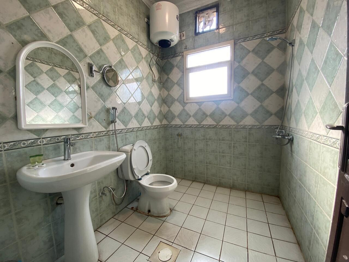 Bathroom 5, Reef Al Zohour Hotel Apartments, Dammam