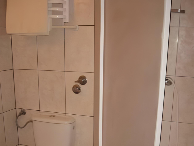 Bathroom 3, Hotel PZMot, Lublin City