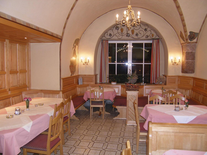 Food & Drinks 2, Gasthof Goldene Traube, Hallein