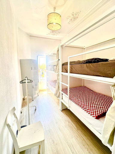 Bedroom 3, SwissPorto Guest House, Porto