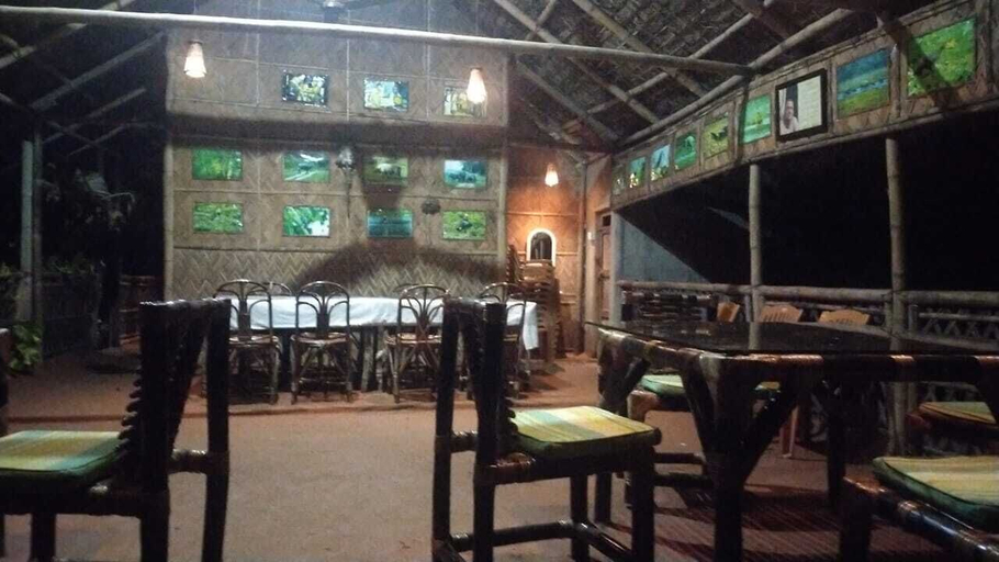 Food & Drinks