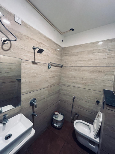 Bathroom, Hotel Coral, Indore
