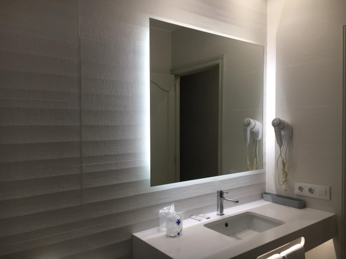 Bathroom 4, Hotel Playa Santandria Adults Only , Baleares