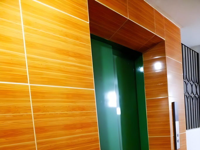 Others 5, Orchid Inn, Khlong Toey
