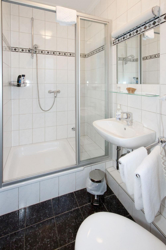 Bathroom 3, Hotel Mennicken, Städteregion Aachen