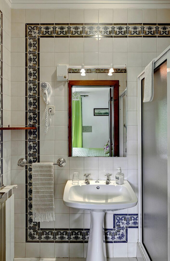 Bathroom 4, Casa de Abbades, Ponte de Lima