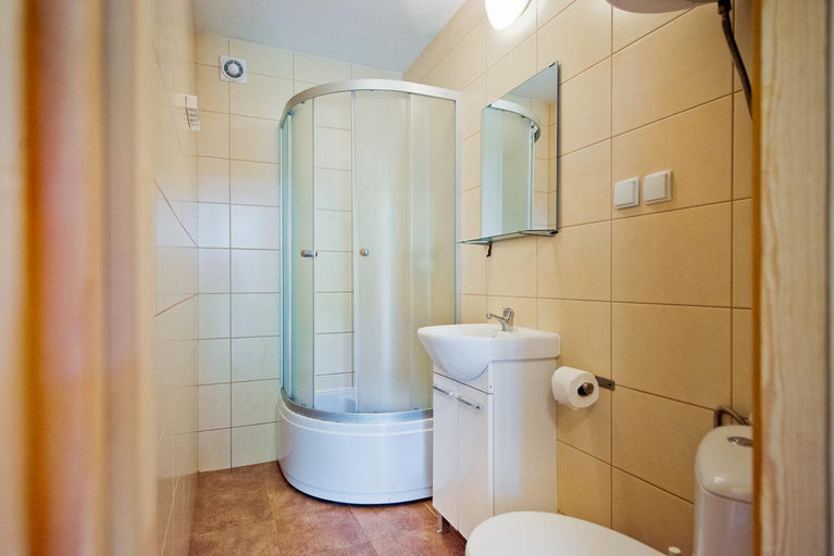 Bathroom 2, Osrodek Wypoczynkowy Cubex, Nowy Dwór Gdański