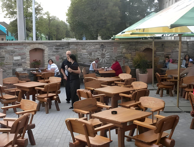 Food & Drinks, Penzion No. 1 - RESTAURACE TAVERNA U PECE, Olomouc