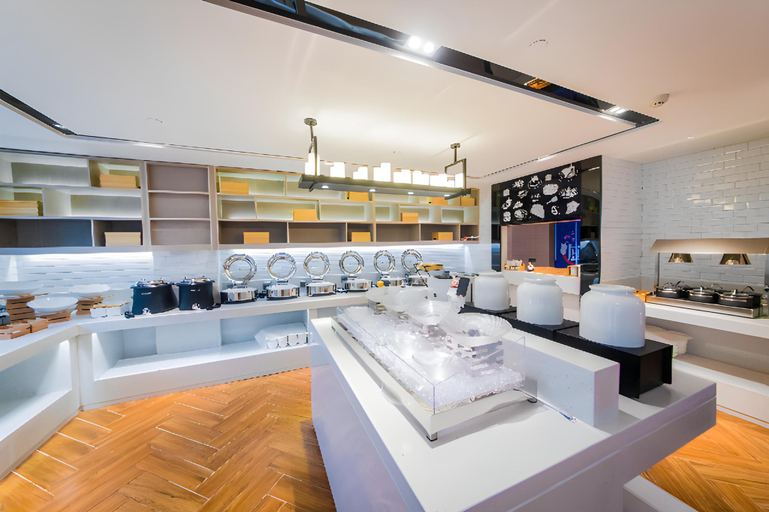 Food & Drinks 5, Echarm Hotel Hezhou Shizheng Square, Hezhou