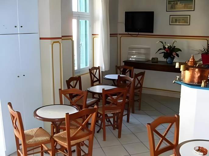Others 5, Orfeas Hotel, North Aegean