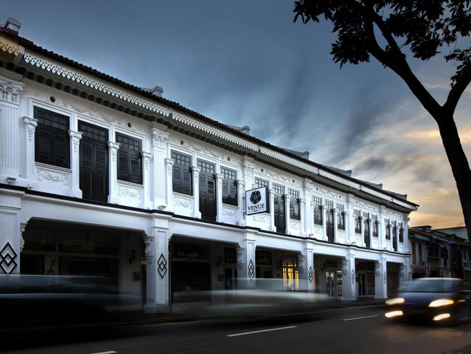 Exterior 2
