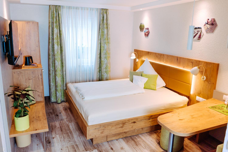 Bedroom 8
