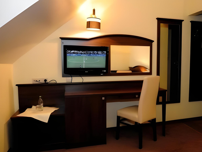 Bedroom 2, Hotel Bialy Dom, Rybnik