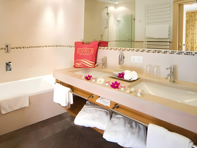 Bathroom 4, Hotel Auenhof, Bludenz