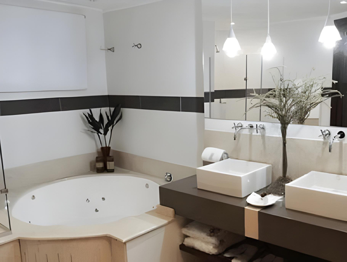 Bathroom 3, JR Hotel, Presidente Prudente