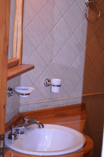 Bathroom 3