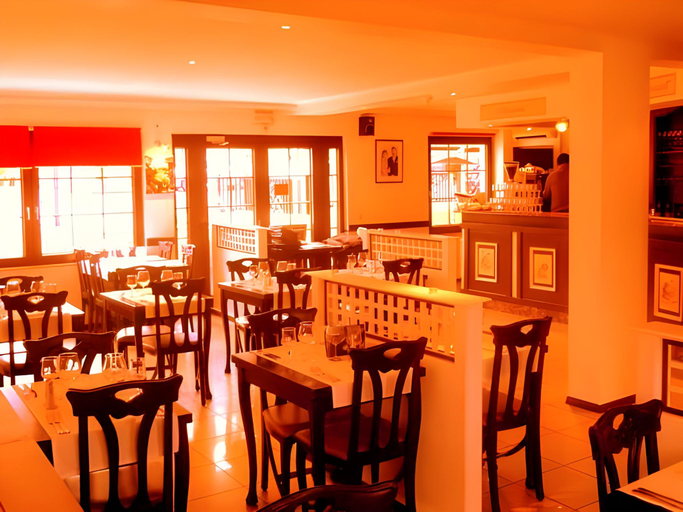 Food & Drinks 5, CARPINI, Capellen