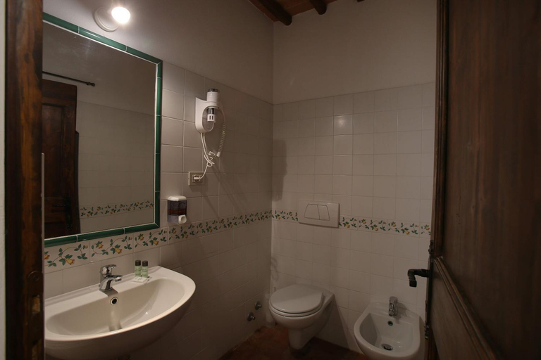 Bathroom, L'Aia Country Holidays, Siena