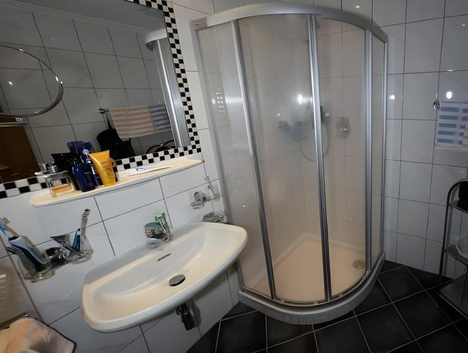 Bathroom 4, Hotel Zalwonder, Landeck