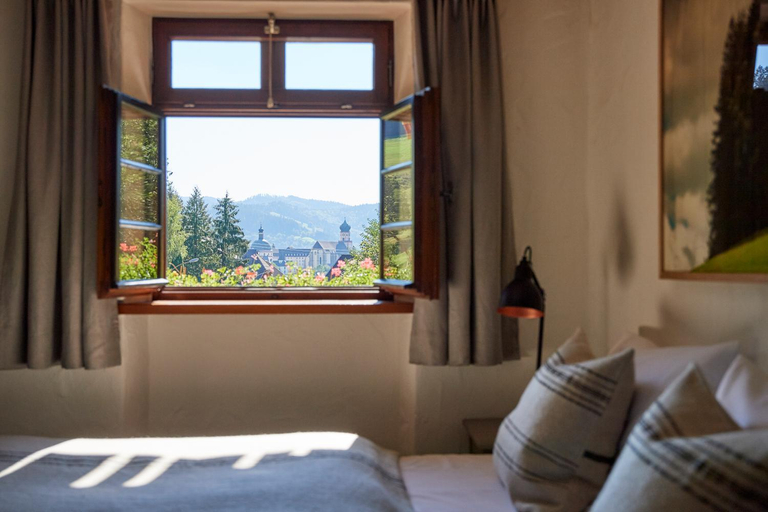 Bedroom 3, Hotel & Restaurant Linde, Breisgau-Hochschwarzwald