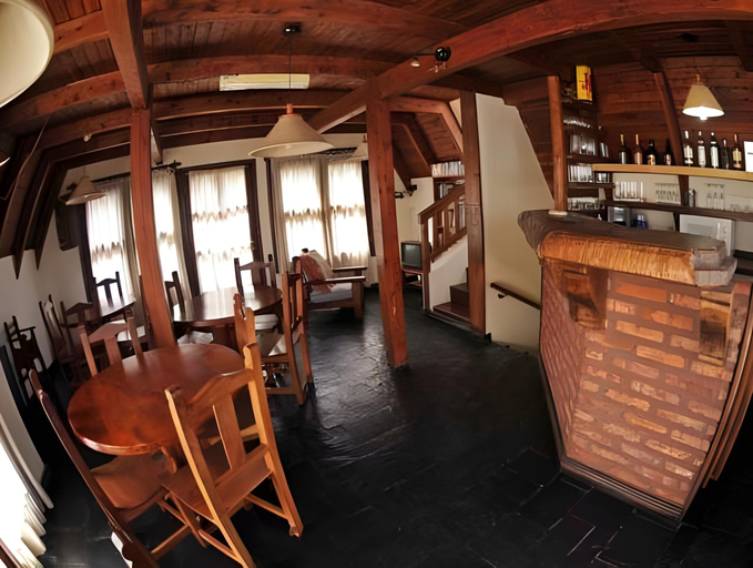 Food & Drinks 5, Cabañas Antilhue, Lacar