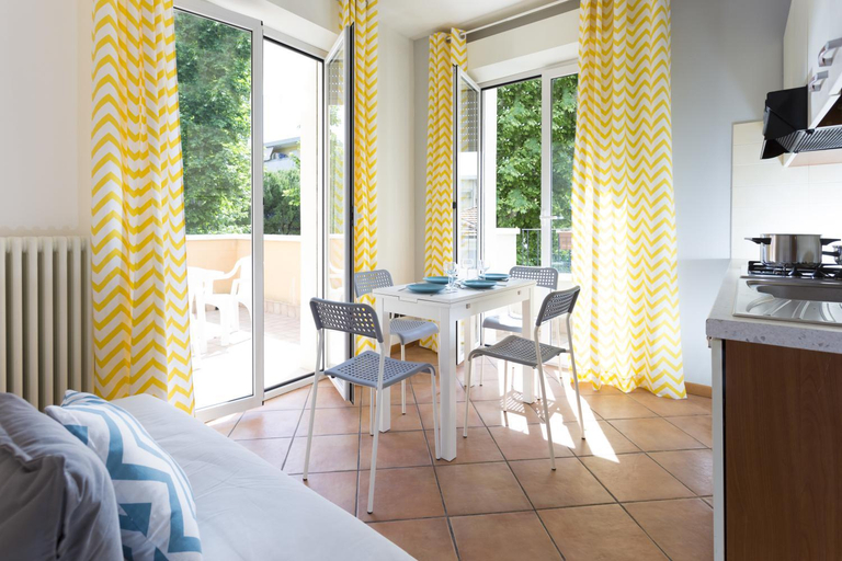 Others 4, Residence Del Sole, Rimini
