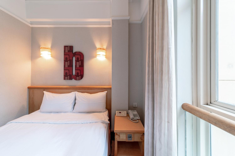 Bedroom 15