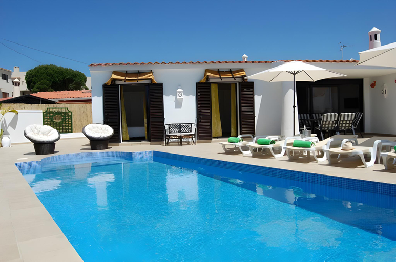 Others 5, Villa 2, cozy on Oura beach, Albufeira, Albufeira