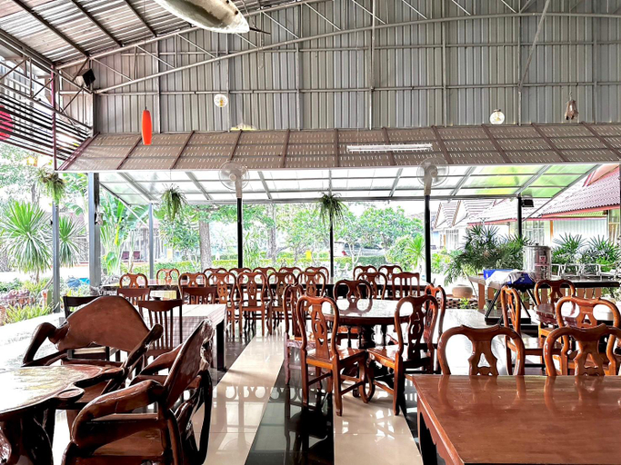 Food & Drinks 5, MJ Resort in Nong Phai, Nong Phai