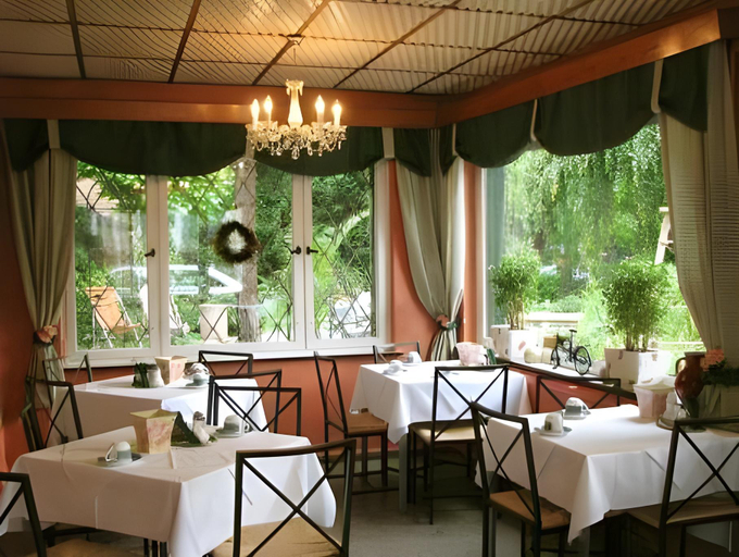 Food & Drinks 5, Anno 1900 Hotel Babelsberg, Potsdam