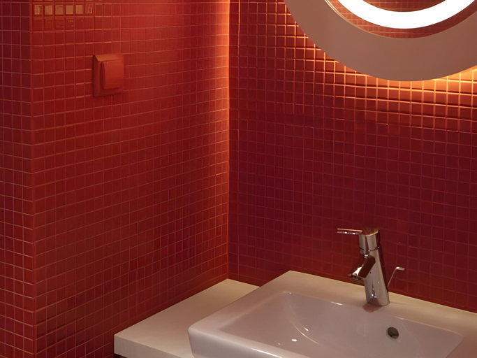 Bathroom 4, Home, Kraków City