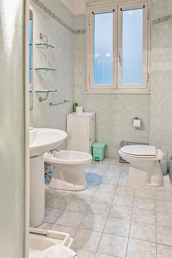 Bathroom 4, The Colours Of Rome, Roma